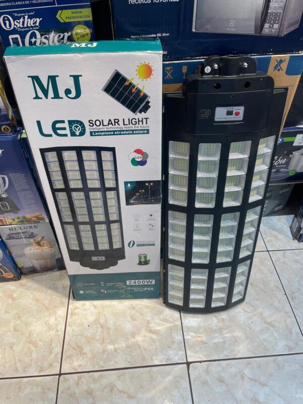 Lampara Solar Led Reflector Solar 2400w Poste Exterior - Imagen 4