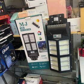Lampara Solar Led  Reflector Solar 400w Poste Exterior