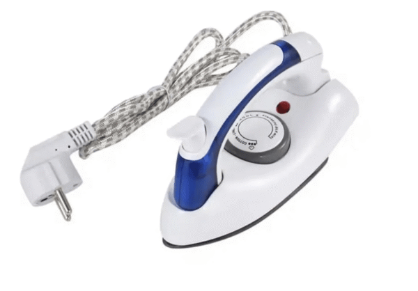 Plancha De Ropa Viajera Raf Compacta 800w R.91266b-110